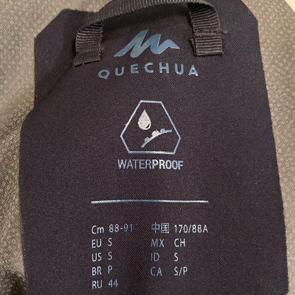 Men’s Hiking Waterproof Jacket S Quechua - Picture 5 of 5